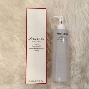 Shiseido Perfect Hydrating Cleansing Oil
for Makeup removal-300ml*NWB